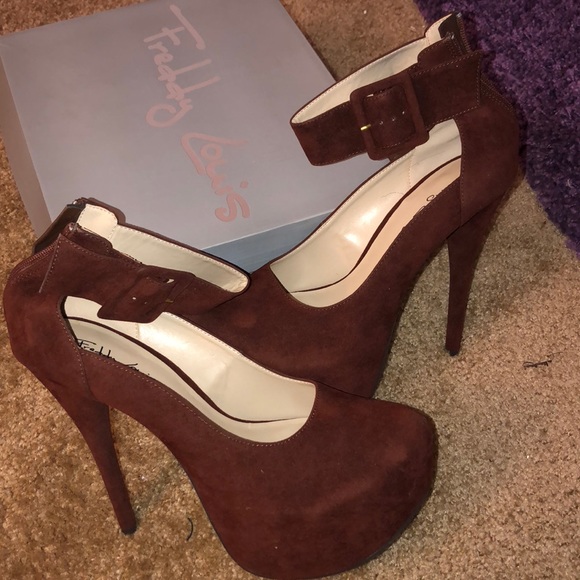 chocolate brown heels